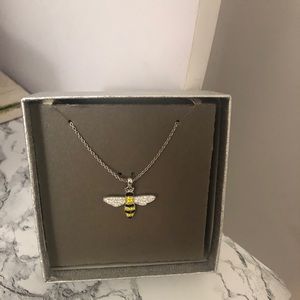 Silver bee necklace
